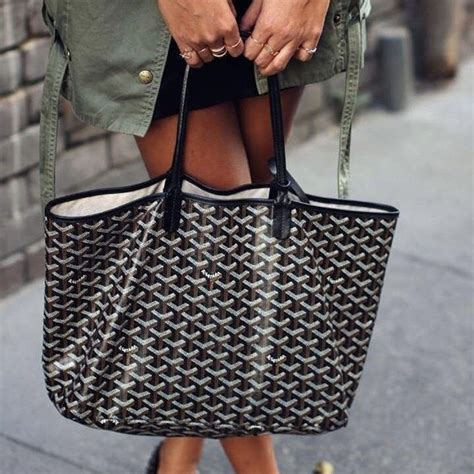 shopper bag goyard|Goyard bag price original.